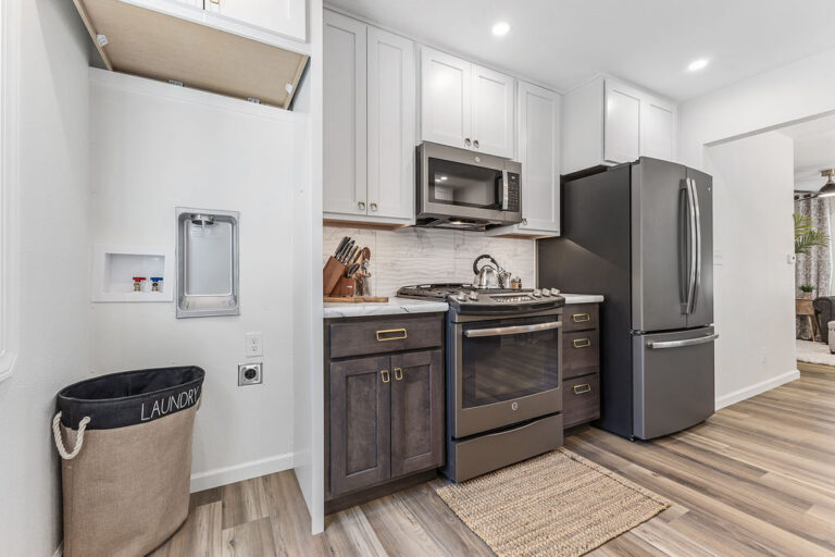 1508LewisAve(10of29)